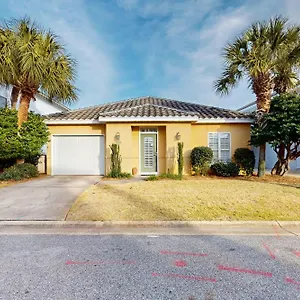  Holiday home 2 Bed 2 Bath Vacation In United States
