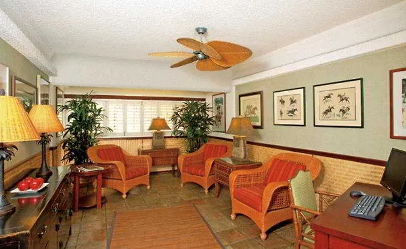 Equus Hotel Honolulu